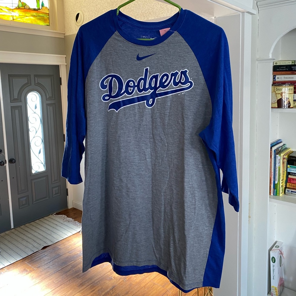 XL Nike Dodgers Baseball Shirt